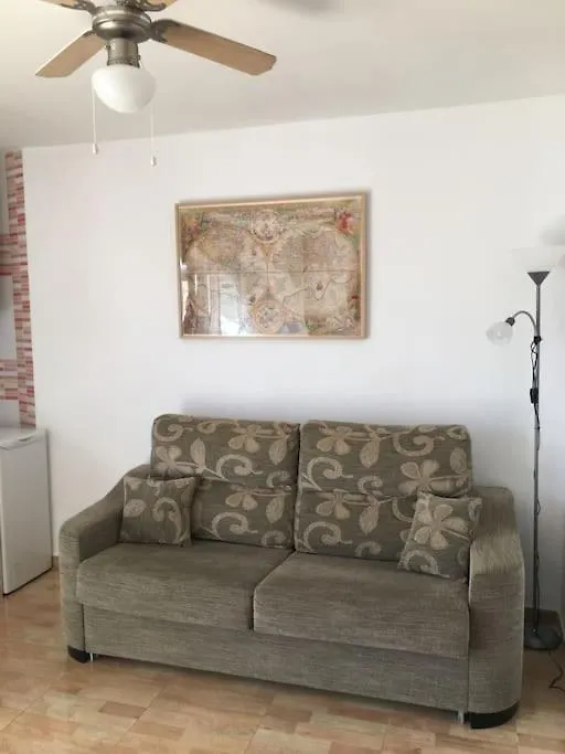 Estudio con vista al mar a 200 mts de la playa Benalmádena 0*,  España