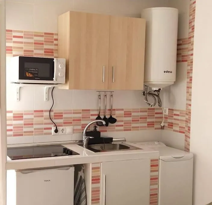 Estudio Con Vista Al Mar A 200 Mts De La Playa 베날마데나코스타 스페인